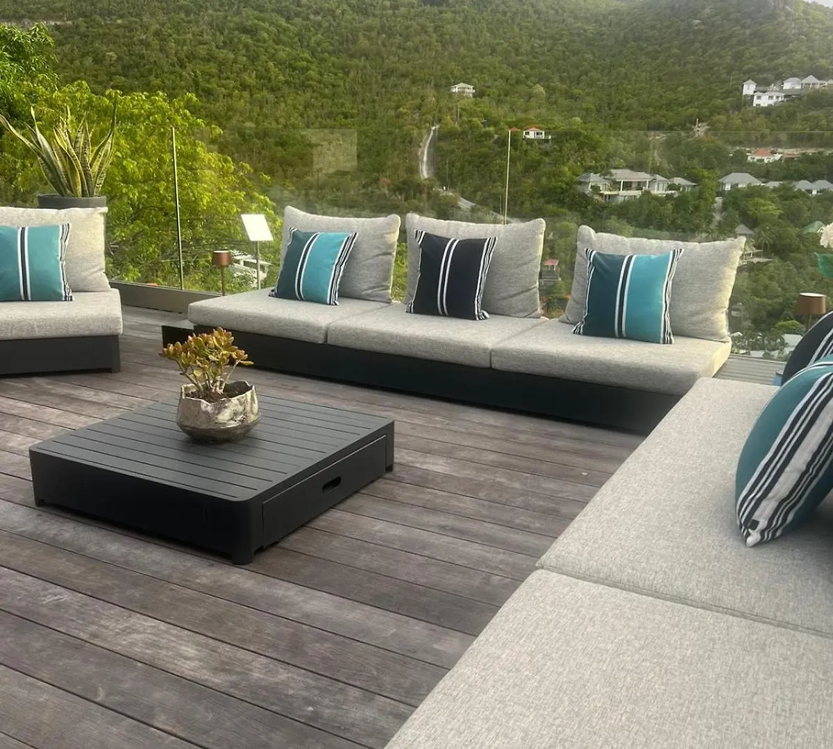 Villa Leo St. Barthelemy サン・バルテルミー島